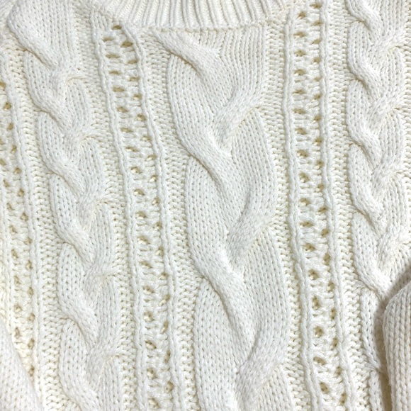White Knitted Sweater- Medium - Picture 7 of 7